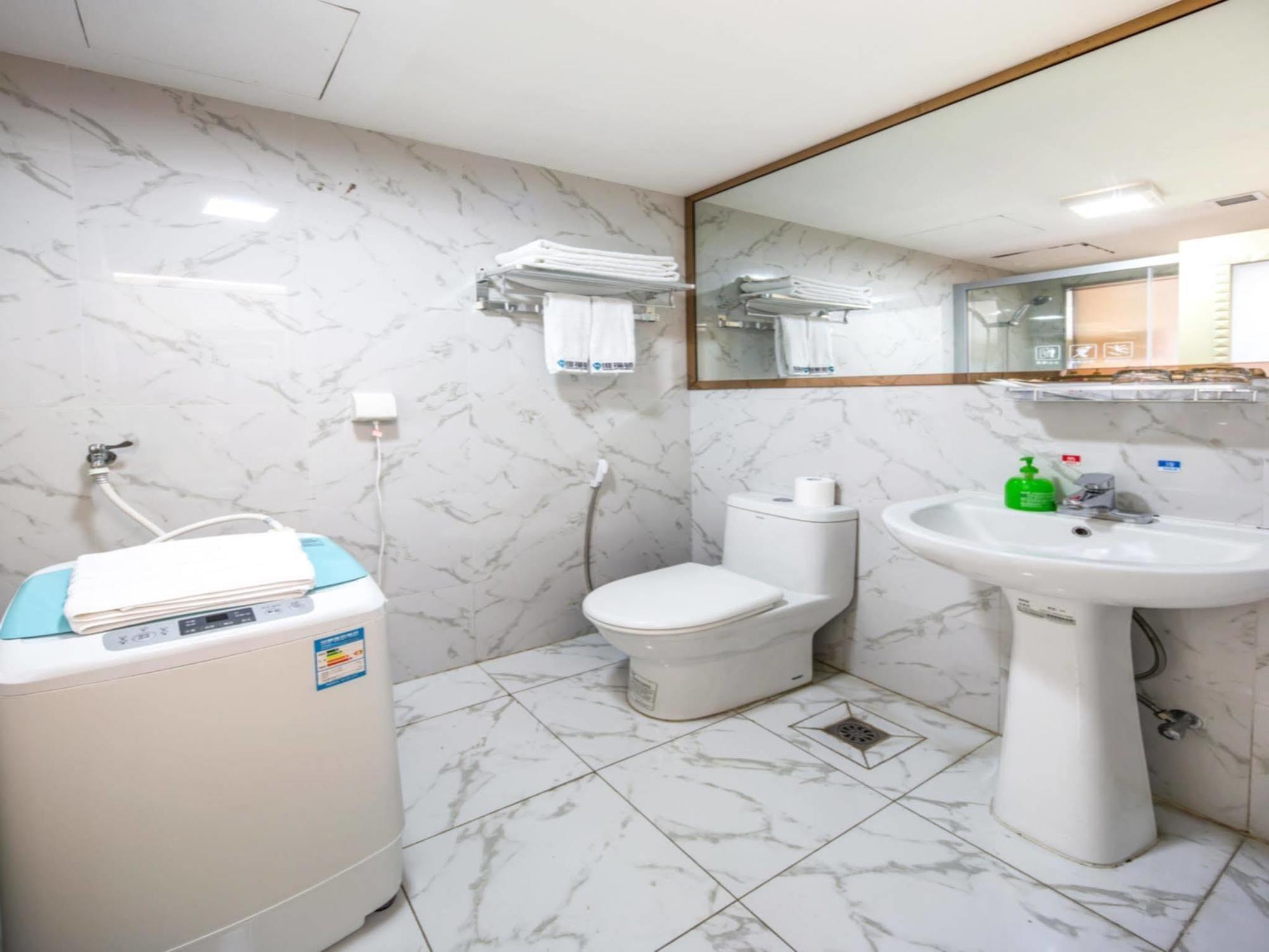 Waifiden Grand Easter International Apartment Гуанджоу Екстериор снимка
